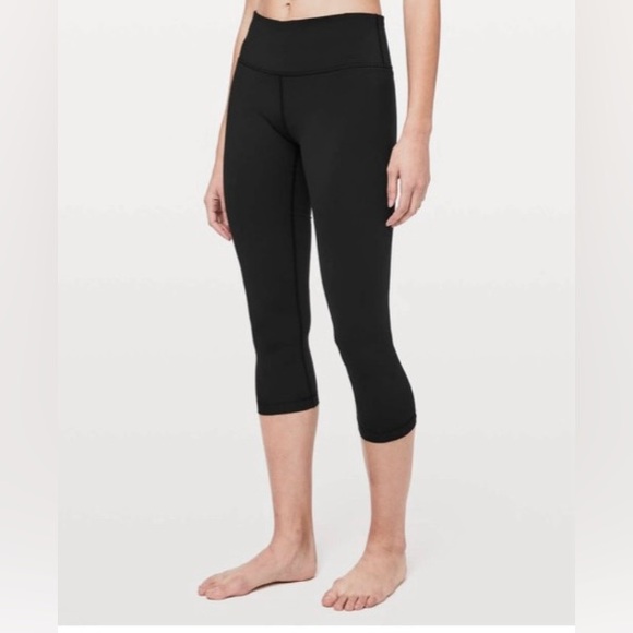 Lululemon | Wunder Under Crop - Picture 2 of 3